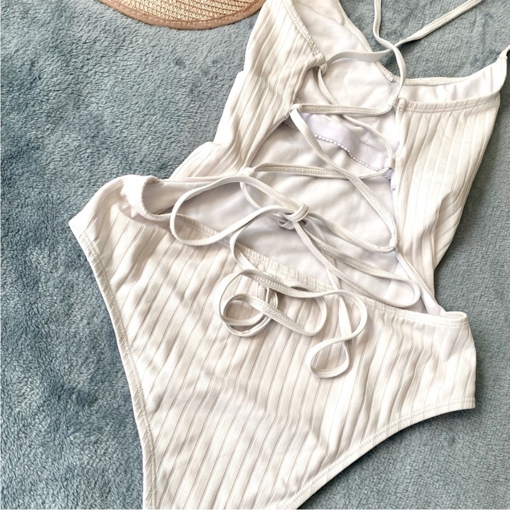 SHEIN White Ribbed One Piece Bikini Swimsuit✨